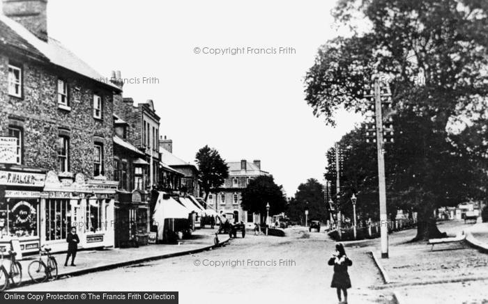 Photo of Esher, High Street 1910