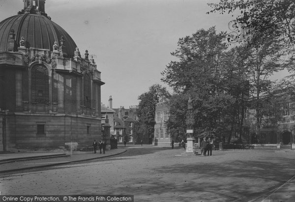 Photo of Eton, College, Burning Bush 1923