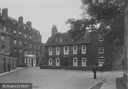 College, Common Lane House 1923, Eton