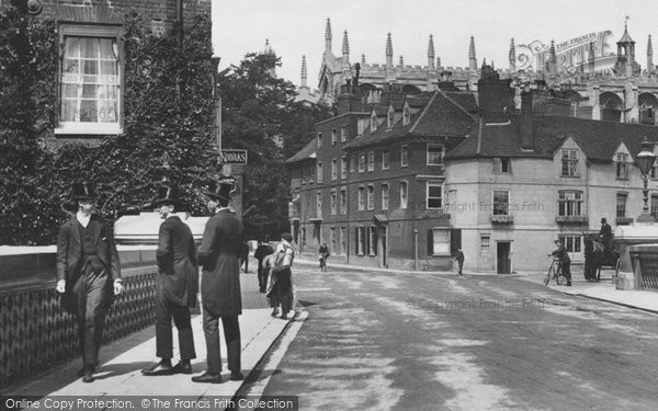 Photo of Eton, Eton Schoolboys At Barnes Pool 1909