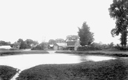 The Green 1910, Eversley Cross