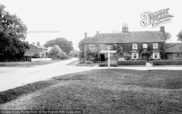 Photo of Eversley Cross, The Green 1910