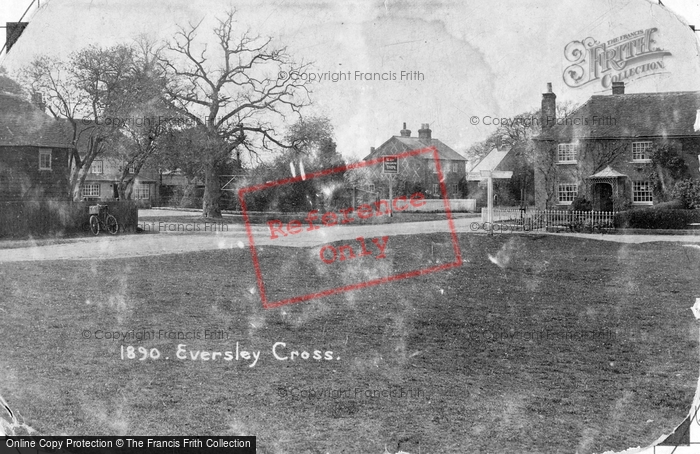 Photo of Eversley Cross, Village And Chequers Inn c.1910