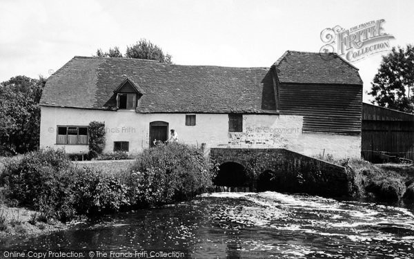 Photo of Eversley, New Mill c.1955