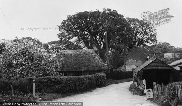 Photo of Everton, Apple Tree Cottage c.1955