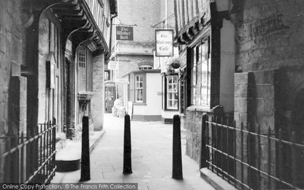 Photo of Evesham, Abbot Reginald's Gateway c.1960