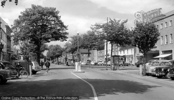 Photo of Evesham, High Street c.1960