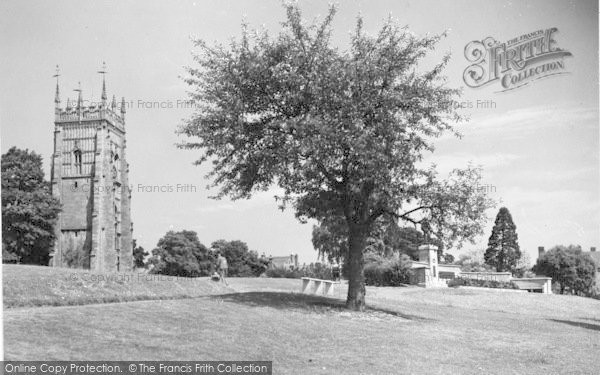 Photo of Evesham, The Bell Tower And War Memorial, Abbey Park c.1955