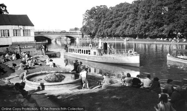 Photo of Evesham, The River Avon c.1955