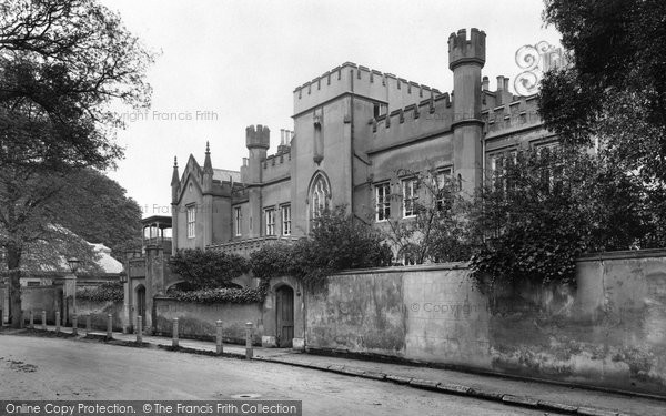 Photo of Ewell, Castle, School 1925