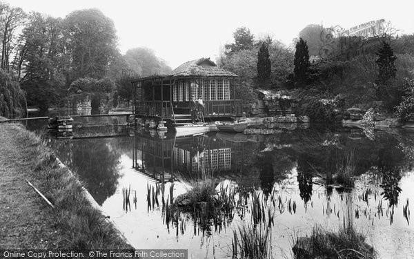 Photo of Ewell, Castle, The Lake 1925