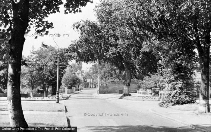 Photo of Ewell, Cheam Road c.1960