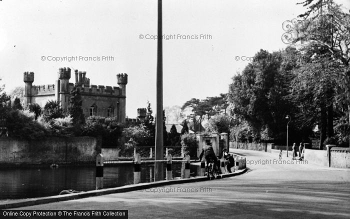 Photo of Ewell, Chessington Road c.1960