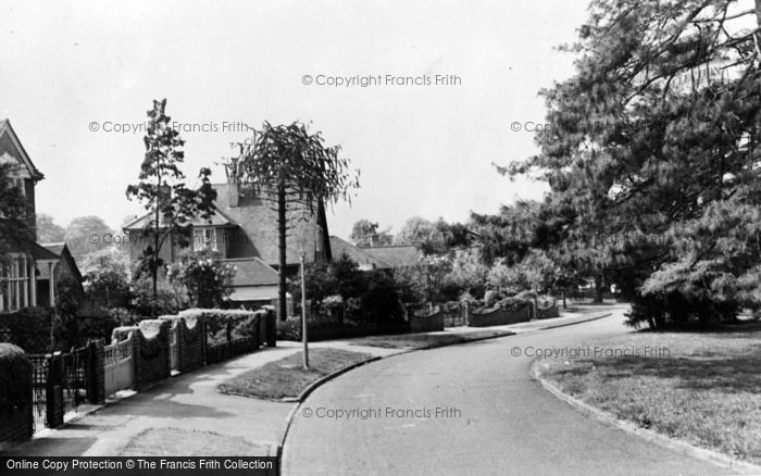 Photo of Ewell, Chestnut Avenue c.1965
