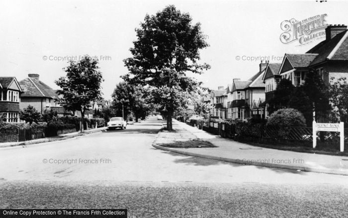 Photo of Ewell, Chestnut Avenue c.1965