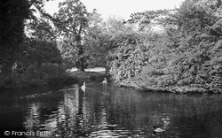 Ewell Court Pond c.1955, Ewell