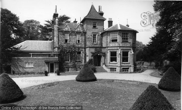 Photo of Ewell, Glyn House c.1965