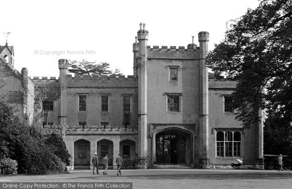 Photo of Ewell, Nonsuch Park Entrance c.1955