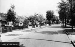 Salisbury Road c.1965, Ewell