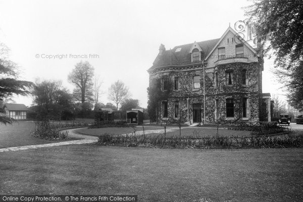 Photo of Ewell, The Park 1925