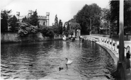 The Pond, Old Village c.1965, Ewell