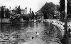 The Pond, Old Village c.1965, Ewell