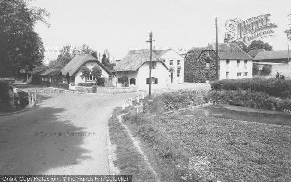 Photo of Ewelme, Kings Pool Cottages And Post Office c.1960