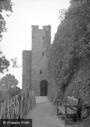 Castle 1956, Exeter