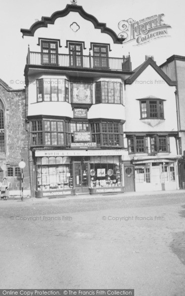 Photo of Exeter, Mol's Coffee House c.1960