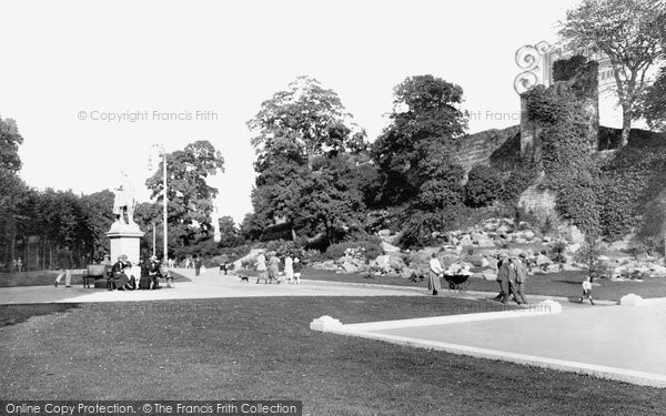 Photo of Exeter, Rougemont Castle 1924
