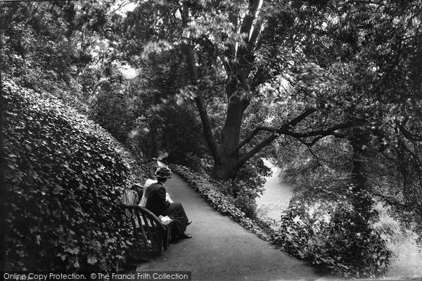 Photo of Exeter, Rougemont Castle Gardens 1912
