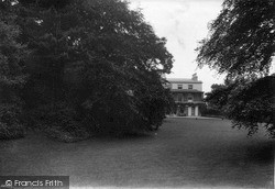 Rougemont Castle Gardens 1912, Exeter