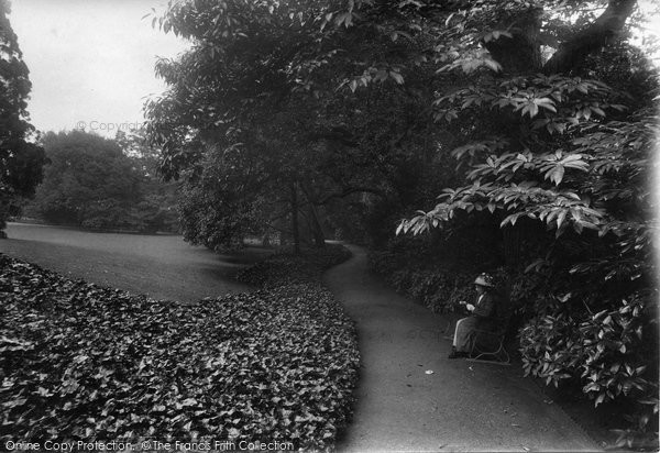 Photo of Exeter, Rougemont Castle Gardens 1912