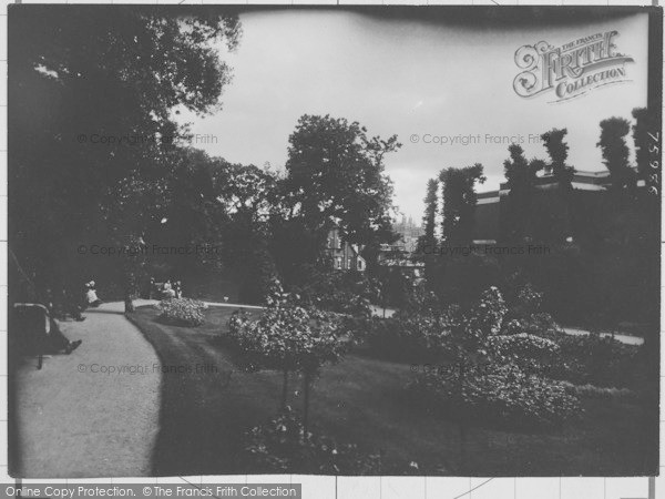 Photo of Exeter, Rougemont Castle Gardens 1924