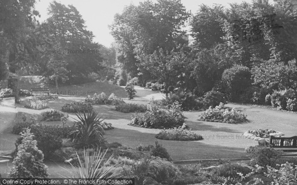 Photo of Exeter, Rougemont Gardens c.1950