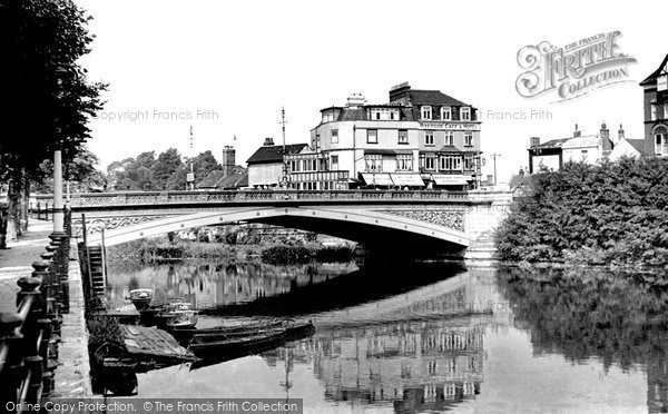 Photo of Exeter, The Bridge c.1955