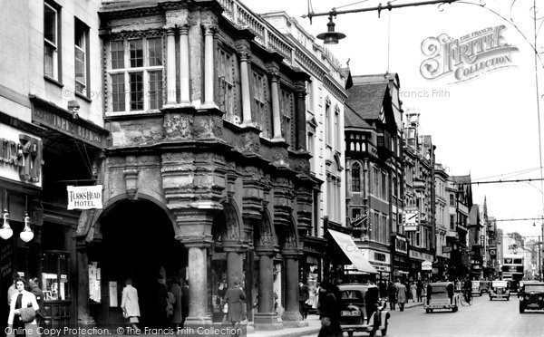 Photo of Exeter, The Guildhall c.1940