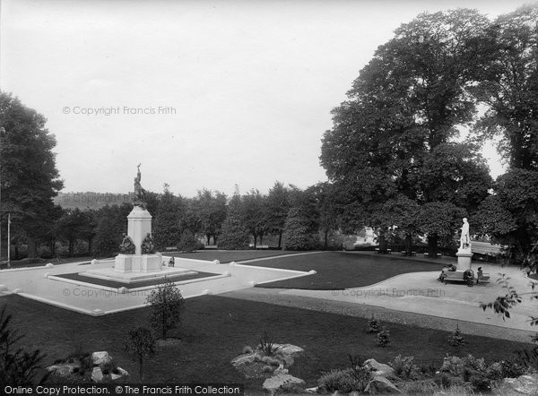 Photo of Exeter, War Memorial 1924