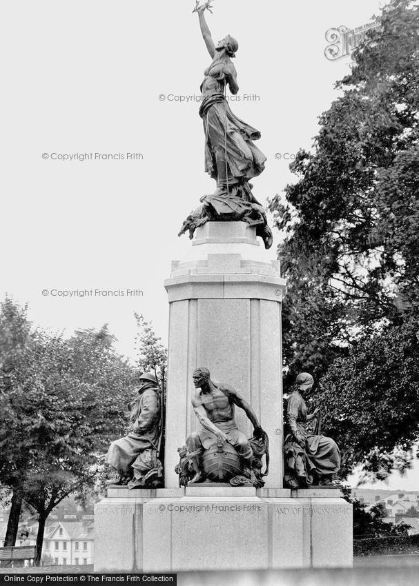 Exeter, War Memorial 1924