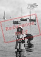 Girl Paddling 1906, Exmouth
