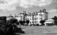 Exmouth, the Imperial Hotel c1960