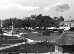 The Strand Gardens 1938, Exmouth