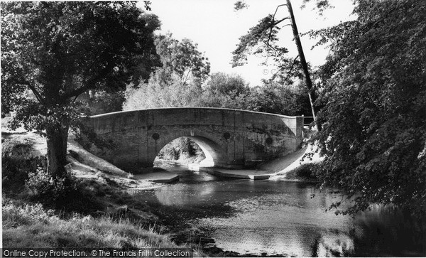Photo of Eye, Abbey Bridge c.1960