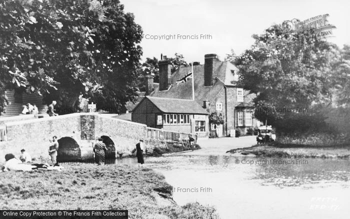Photo of Eynsford, The Bridge And River c.1955