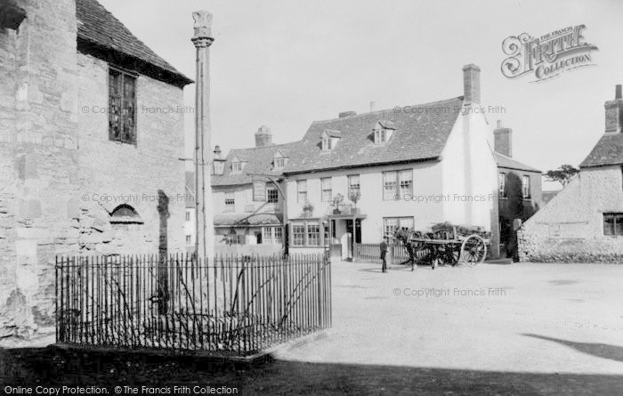Photo of Eynsham, Old Cross And Red Lion Hotel c.1880