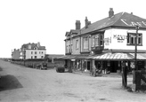 Beach Road c.1955, Fairbourne