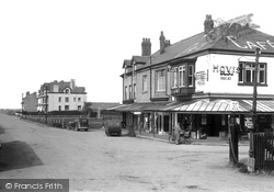 Beach Road c.1955, Fairbourne