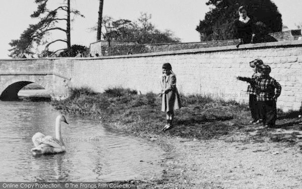 Photo of Fairford, Children Feeding The Swan c.1960