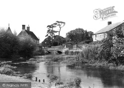 River Coln c.1948, Fairford
