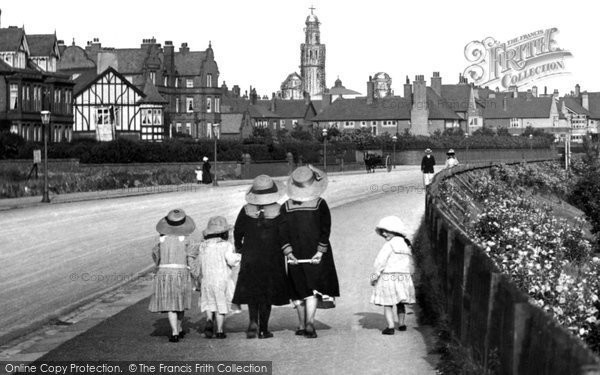 Photo of Fairhaven, Going For A Stroll 1913